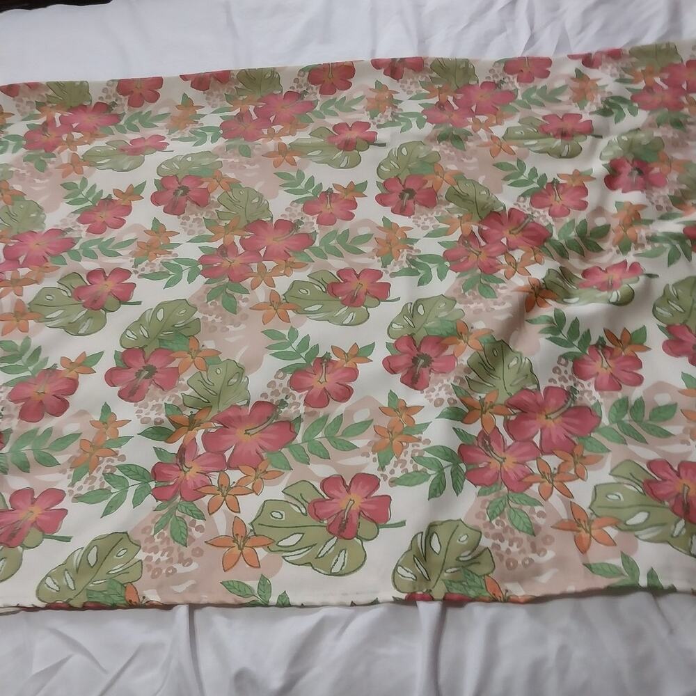 Vintage Tropical Hawaiian Print TableCloth